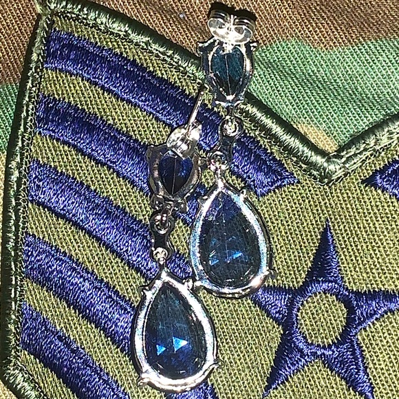 NWT/NIB OVER 12CTS Sapphire Statement Earrings - Picture 13 of 16